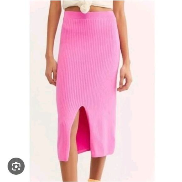 Free People Dresses & Skirts - Free People Pink Ribbed Fitted Knit Sweater Front Slit Skyline Midi Skirt Sz S